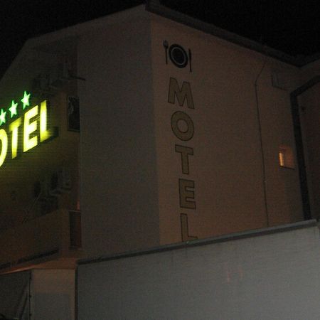 Motel Han Mostar Dış mekan fotoğraf