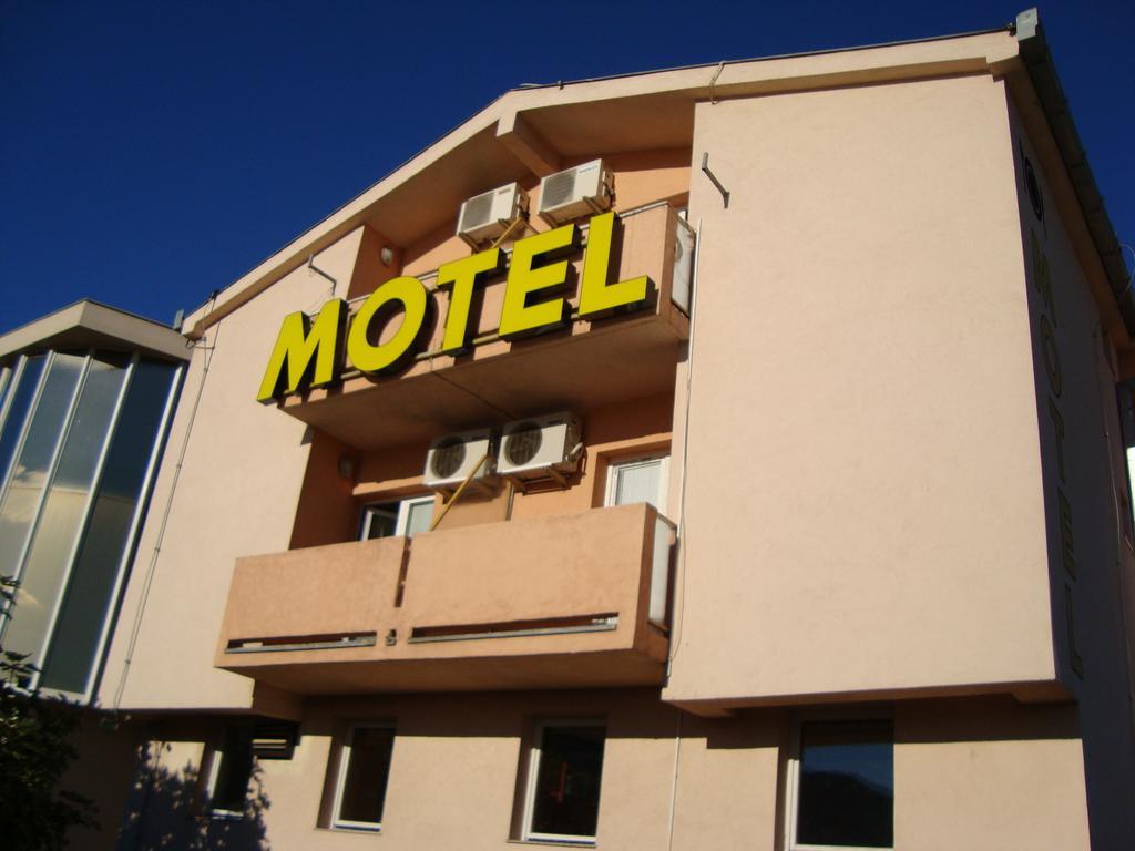 Motel Han Mostar Dış mekan fotoğraf